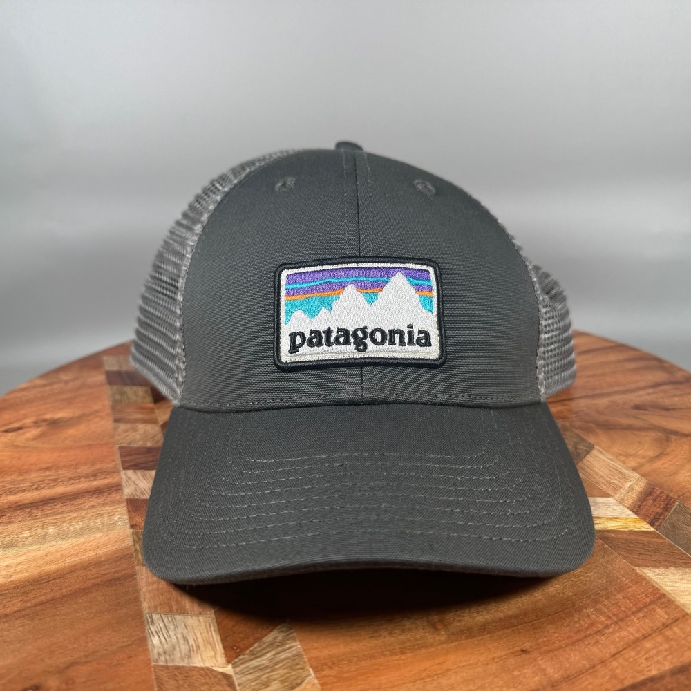 Patagonia P-6 Logo LoPro Trucker Hat Mens Forge Grey Adjustable Snapback Cap
